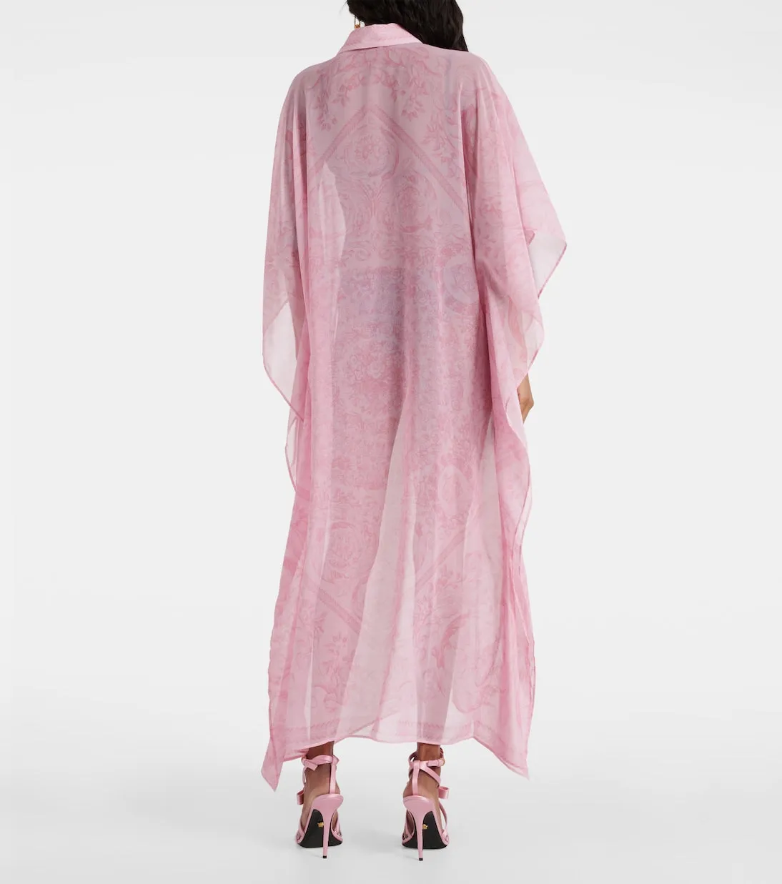 Chiffon kaftan with barocco print Versace, pink