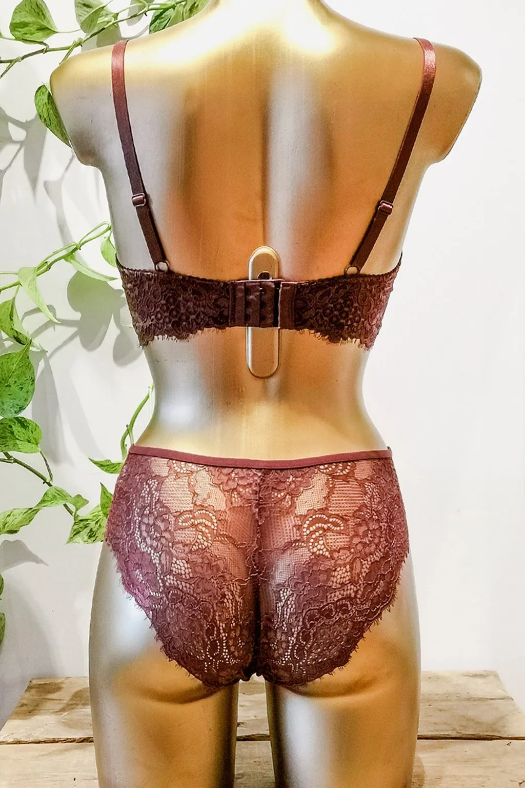 Lingerie Irina Choco Berry Bottom