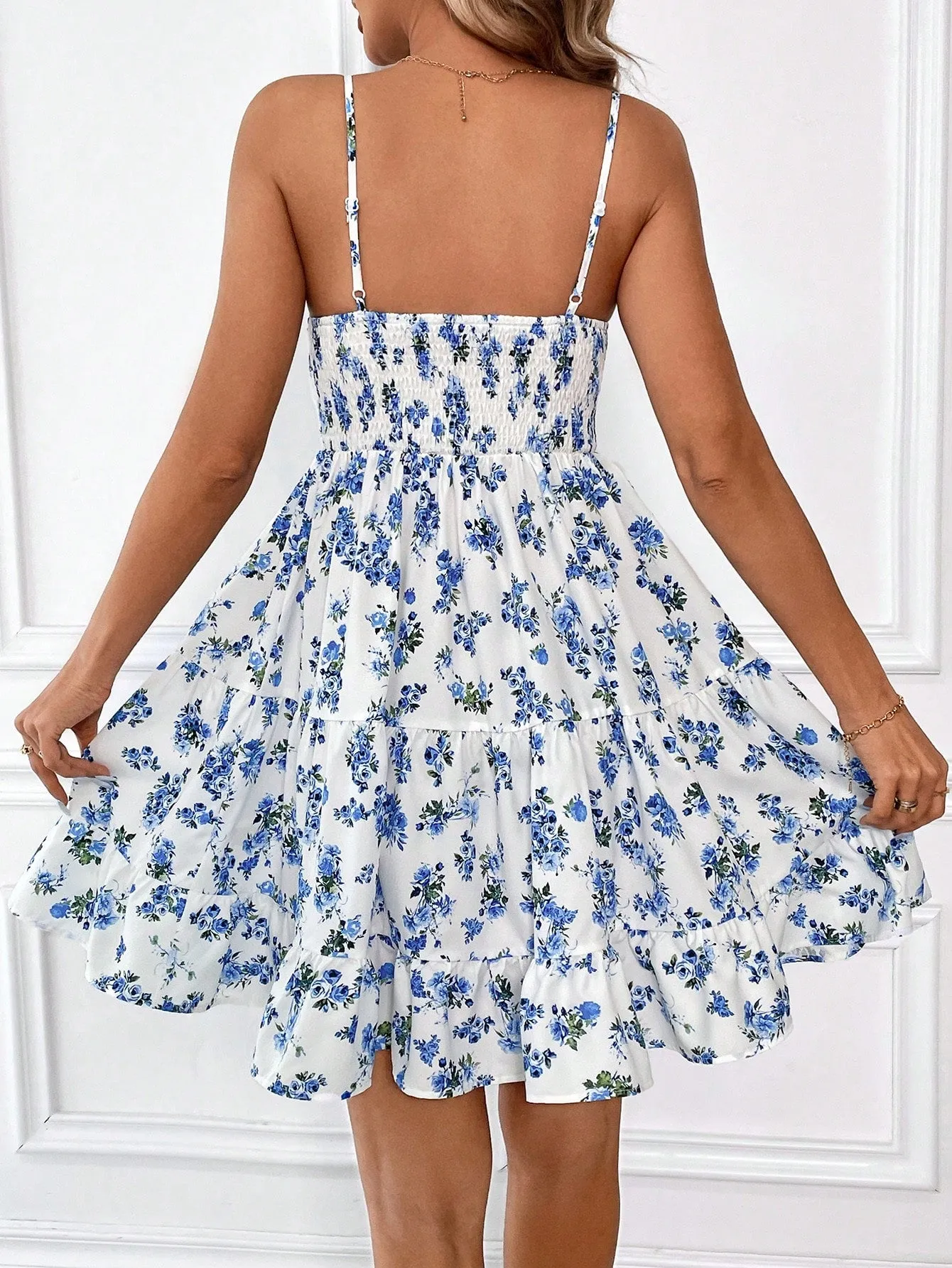 SHEIN Frenchy Summer Short Dress, A-Line Hem, A Dress With Lace Trim At The Waist And Adjustable Shoulder Straps, Floral Print With Pleated Half-Strap Dress,Wedding Dress Bridgerton