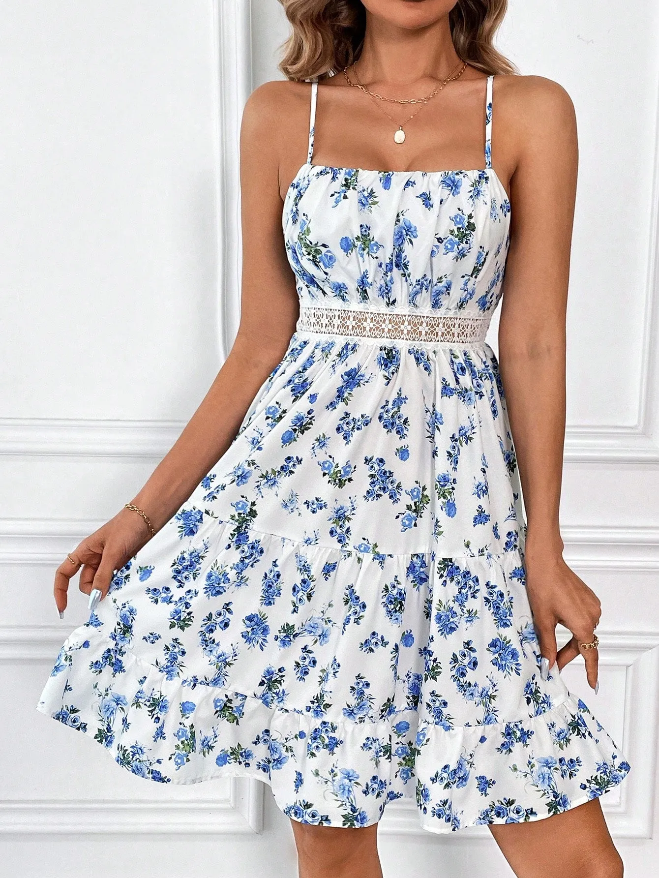 SHEIN Frenchy Summer Short Dress, A-Line Hem, A Dress With Lace Trim At The Waist And Adjustable Shoulder Straps, Floral Print With Pleated Half-Strap Dress,Wedding Dress Bridgerton